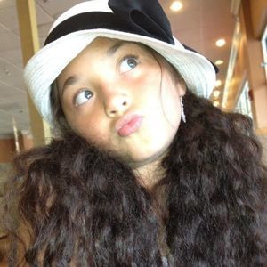 Meet your Posher, Isabella